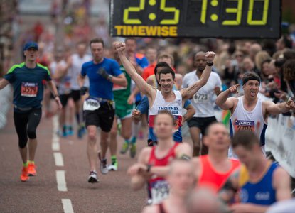 Manchester marathon runners